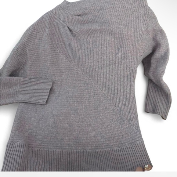 $375 NAADAM Lilac Off-Shoulder Sweater - Picture 5 of 8